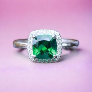 Handcrafted Gorgeous Emerald Ring Solid Sterling Silver 925 , May birthstone